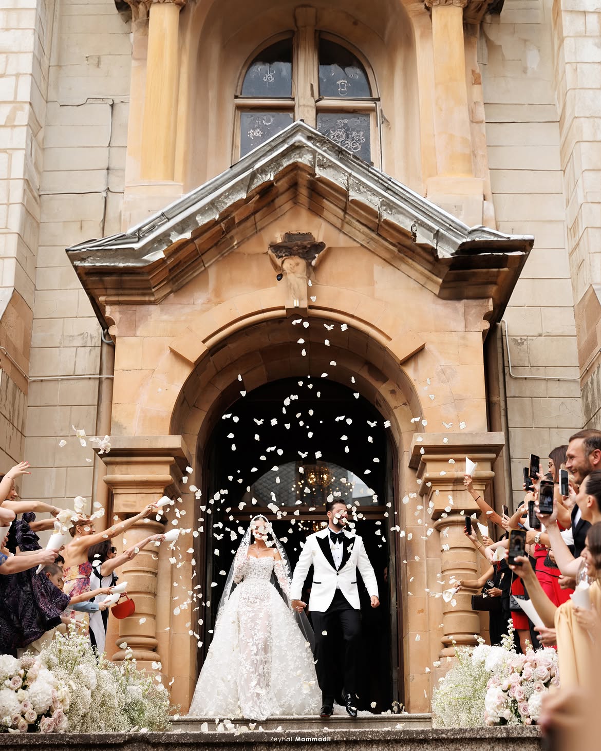another-destination-another-unforgettable-love-story-1784448549.This time, we’re in Georgia—capturing ever.jpg